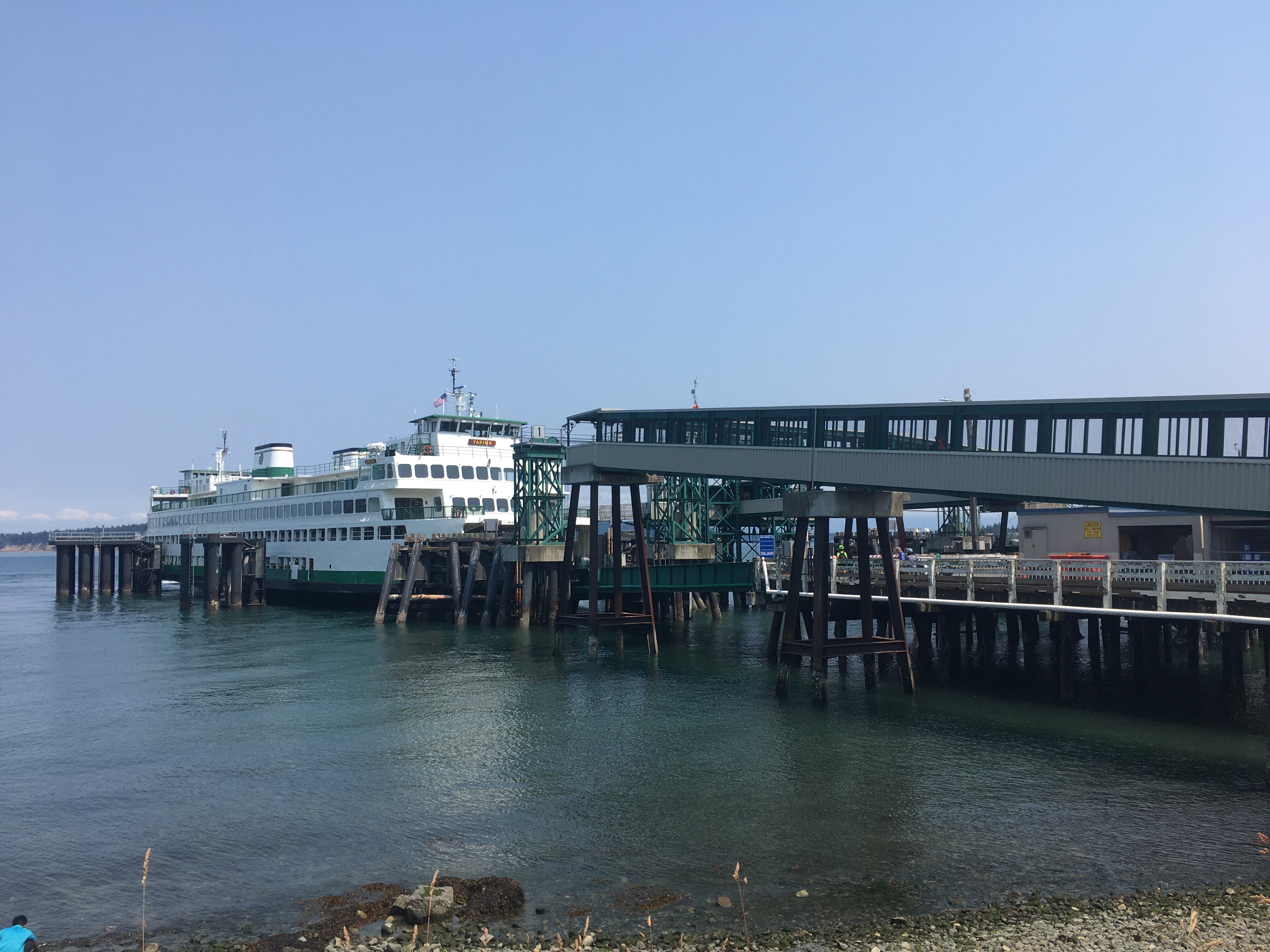 A Washington State Ferry loads
passengers at the Anacortes WA ferry dock.